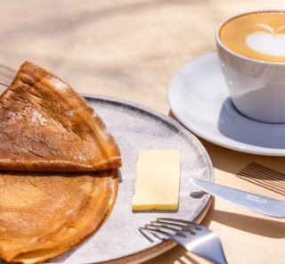 “シュガーバタークレープ”が主役！軽井沢のハルニレテラスに、「Hygge by ØC（ヒュッゲ バイ オーシー）」がオープン