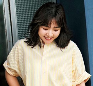 【野呂佳代さんコーデ】大人の知性が光るシャツワンピでキャラ変も楽しめる！